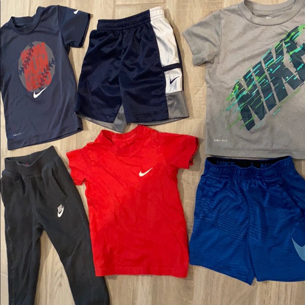 Boys Nike Lot